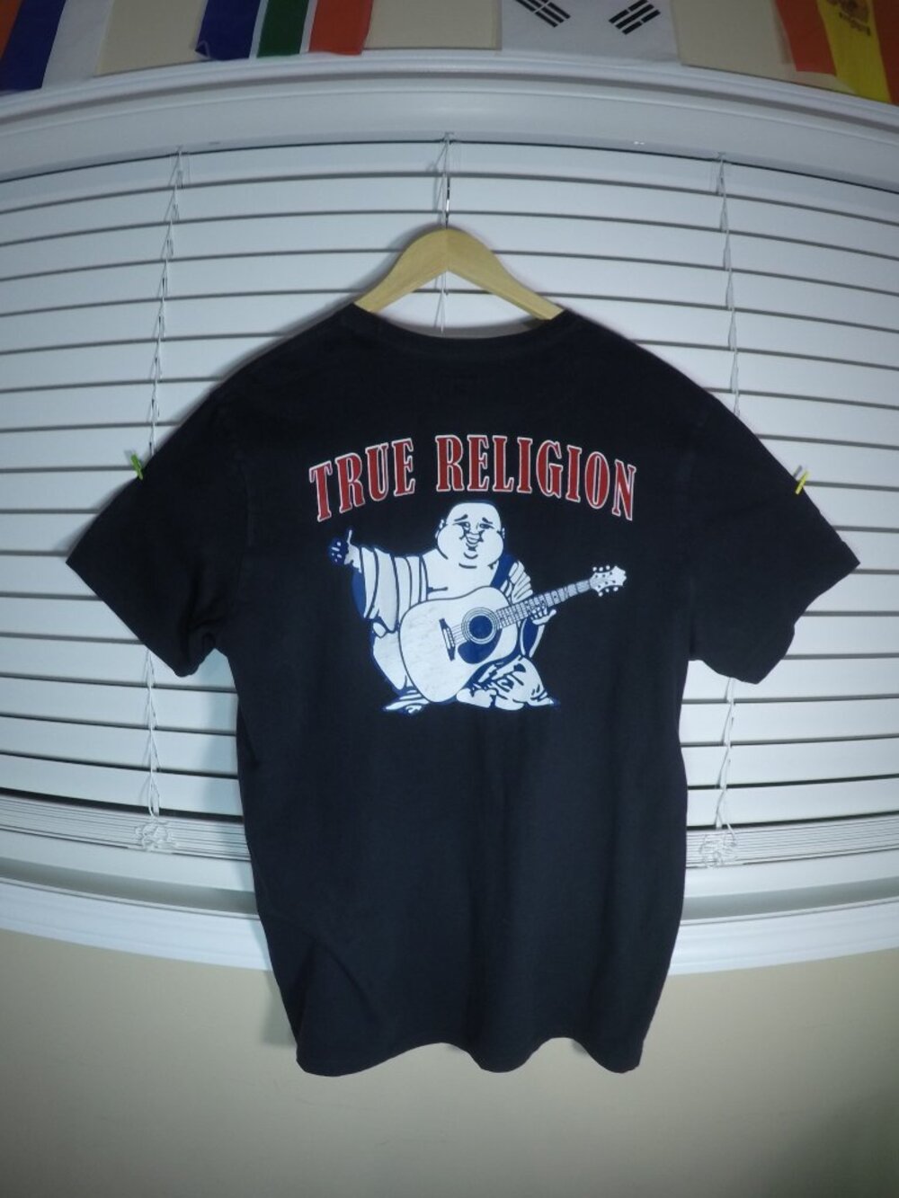 True Religion World Tour Buddha Guitar Tee L Black